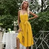 Polka Dot Sexy Summer Beach Dress Femmes Spaghetti Strap Col En V Ceintures Moyennes Robes Longues Sans Manches Vaction Vacances Robe 210625