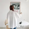 Spring White Shirt Dames Losse Lange Mouw Blouse Pocket Turn Down Collar Casual Dames Katoen en Linnen Tops 12807 210417