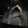 Högkvalitativ häxa Sickle Kniv D2 Black Stone Wash Blade Full Tang 6061-T6 Hantera Fixed Blades Claw Knives med KYDEX