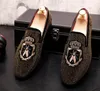 Klänning Skor 2021 Mode Guld Topp Och Metall Tå Män Sammet Rhinestone Italiensk Herr Handgjorda Loafers