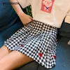 Mini gonna a pieghe da donna in stile preppy giapponese Harajuku vita alta ricamo a cuore dolce retro plaid Kawaii A-line s 210520