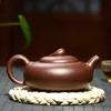 Yixing Purple Clay Tekanna Kinesisk handgjord Kung Fu Zisha Tet Set Teaware 260ml Gratis 210621