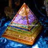 8cm 7 Chakra Layered Pierre Naturelle Orgone Pyramide EMF Artisanat Extraordinaire Arbre de Vie Guérison Cristal Orgonite Tour Figurine Générateur D'énergie Reiki Méditation