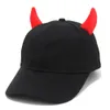 berretto da baseball con corno da diavolo ricamato berretto piatto lucido tinta unita cappello da lavoro man8032933