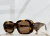Zwart Grijs Vierkante Zonnebril Dames Zonnebril Lunettes de Soleil Sonnenbrille UV400 Bescherming Eyewear met Case Doos