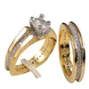 2 pezzi Set da sposa Anello di lusso color oro Forma geometrica Gioielli da sposa Donna Micro Pave CZ Lady Proposta Anelli di fidanzamento 826 T22293746