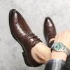 Fashio preto marrom tecer padrão Oxfords para homens 2021 britânicos elegantes festa sapatos de casamento masculino calçado semi-formal tamanho 38-44
