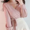 Pull Femme Koreanische Chic Herbst Kreuz V-ausschnitt Pullover Rosa Spitze Up Bandage Dünne Kurze Mit Boden Pullover für Frauen 11978 210521