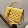 Cross Body High Fashion Bags Sense of Western Style Сумки 2021 Модные Женские Цепные Плечо Сумка Сумка Дикий Портативный Малый Квадрат