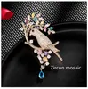 Produit tendance mode S925 argent couleur zircon perroquet gland broche vêtements accessoires femmes haute qualité cadeaux exquis