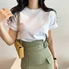 Korjpaa Kvinnor T-shirt Sommar Koreanskt Chic Enkelt temperament Rund Neck Lace Virka Stitching Back Split Short-Sleeved Top 210526