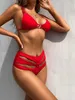 Scava fuori il costume da bagno con imbracatura in metallo sexy da donna 2 pezzi Bikini brasiliano a vita media con lacci rosso per donna Halter 210604