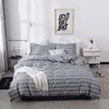 Ensembles de literie Ensembles d'amoureux noirs et blancs SoftComforter Housse de couette Couvre-lits pour linge de lit simple double couette avec taie d'oreiller