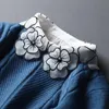 蝶ネクタイの手作りの花刺繍の女性のための偽の首輪