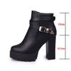 الصلبة الأحذية السوداء ساحة سوبر عالية الكعب الشتاء أحذية النساء أحذية امرأة الرمز البريدي منصة جلدية معدنية قصيرة الكاحل أحذية زائد الحجم Y1105
