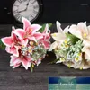Artificial Silk Lily Daisy Baby's Breath Flowers Holding Flower Bouquet Home Furnishing Wedding Decoration Factory price expert design Quality