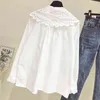 Mode kvinnor blusar vårskjorta långärmad spetsar vita s toppar och 210510