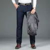 Klassisk läder herrgård Casual Straight Fit Jeans Vinter Varumärke Kläder Fleece Tjock Varm Högkvalitativ Cotton Denim Jeans 210531