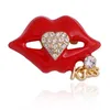 Pins, broches 1 stks rode kleur rhinestone lippen voor vrouwen sexy mond broche pin glanzende mode-sieraden cadeau