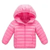 Зимний свет детская куртка деть детская одежда для мальчика девочка Сплошная Цвет теплый 90% белая утка куртка 1-14 лет осень