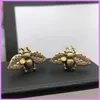 Retro Street Fashion Earrings Luxury Designer Earring Women Designers Jewelry For Party Ear Studs Animal Bee Gold Color D2110181F
