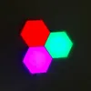 LED lâmpada hexagonal sensor de toque controle remoto RGB luz de parede quântica 1/3/6/10 pcs lâmpadas hexagonais decorativas interior sala de estar quarto