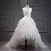 Elegant Swan Crystal Tulle Trailing Flower Girl Dress Evening Gown Kids Pageant Birthday Party Feather Lace Princess 220119