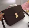 Mężczyźni terebki torebki terebki Klasyczne stary kwiat tablet na zewnątrz torb bagażowy Kobiety dokument torba Messenger Fashion Cross Body Mezzanine Torebki