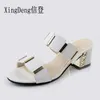 XingDeng Girl Summer Round Toe Sandal Gladiator Square Heel Slipper 35-43 Lady Fashion Elegante Open Toe Slipper 210715