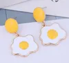 Gold Color Studs 2021 Enamel White Yellow Flower Instrukcja Kolczyki Moda Długie Drop Kolczyki Damska Biżuteria