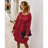 Eleganckie sztruksowe kobiety Drees Solid Casual O-Neck Lowern Rękaw Office Lady Dress z pasem W634 210526