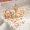 Moda Luksusowa Korona Ślubna Opaska Bridal Tiara Diadama Perła Biżuteria Złoty Kolor Akcesoria do włosów Kobiety Headpiece X0625