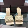 2021 Mattes Leder Lozen-förmige Stiletto-Sandalen für Frauen verfügen über einen einzigartigen Quadratzehen, offener Zehe, komfortable, lässige Sommersandalen