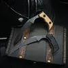 Przenośny Mini Claw Nóż D2 Blade Victissites of Stone Mycie Lotnictwa Aluminiowa Uchwyt Z SCABBARD Outdoor EDC Narzędzie Camping Advival Noże Noże