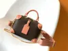 2021Luxurys Designers Flower simetric mini soft trunk Bags de couro genuíno Bucket Shoulder Pouch Women CrossBody fashion Cross Body bolsas