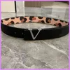 Nya Leopard Print Belt Fashion Women Belts Designer Mens Business Belt Reversible Letters Needle Buckle Midjeband Designers Casual3703832