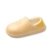 Pantoufles en coton femmes intérieur imperméable à l'eau avec des chaussures chaudes en peluche couple antidérapant pantoufles en coton à double usage hommes maison