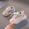 Baby Sneakers Spädbarn First Walkers Småbarnsskor Mockasiner Mjuka Flickor Pojkar Skor Fritidskläder Barn Löpning Sport Sko Vår Höst 1-3T B8094