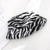 Mulheres de inverno mulheres cubeta chapéu moda zebra leopardo pescador tampão para senhoras meninas pelúcia fêmea panamá caps gorras