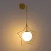 현대적이고 단순한 창조 별 벽 매달이 와이어 램프 서리가 달린 유리 전등 갓 ins 소녀 하트 분리 가능한 세척 펜던트 램프