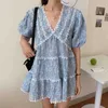 Sommar Korea Chic Casual Fashion V-Neck Lace Stitching Puff Sleeve Slim Dress Women Style Loose Mini 16W1047 210510