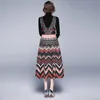 Kış Zarif Iki Parçalı Setleri Kıyafetler Kadın Balıkçı Yaka Kazak Ve Uzun Yelek Pileli Elbise Takım Elbise Moda Tasarımcısı 210513