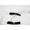 Weiße quadratische Kragen Sexy Crop Blusen Frauen gespleißt Bownot Rüschen Design Laterne Langarm Shirts weibliche elegante Rok Bar Tops 210417