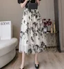 Verão Streetwear Elastic Cintura 3D Borboleta Bordado Flores Gaze Saia Sexy Elegante Lady Midi Saias 210519