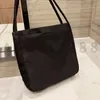 Bolso de diseñador de lujo Marca Moda Hombro Bolsos axilares Bolsos Mujer cadena carta dama teléfono billetera monedero totes vintage cuerpo cruzado Wowms metálicos