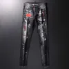 Ulica Moda Mężczyźni Jeans Retro Czarny Szary Elastyczna Slim Fit Ripped Patch Drukowane Designer Hip Hop Spryskający Spodnie Denimowe