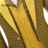 Gwenhwyfar Luxury Gold Jacquard Men Tuxedo För Bröllopsfest Groom Suit 2021One Button Blazer Splicing Vest Side Line on Pants X0909