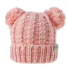 2022 enfants chapeaux de créateurs casquettes bébé chapeaux d'hiver en gros enfants chapeaux tricotés pom poms chapeau à la main laine crochet bonnets filles garçons