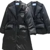 Kvinnor Down Jacket Winter Jackets rockar Lång kappa varm modedesigner Bomber Jacka Parkas med Belt Lady Bomull Ytterkläder Big Pocket