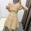 Vintage Puff manga a cuadros vestido corto de verano mujeres elástico damas una línea amarillo vestidos a cuadros 210427